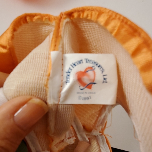 Tender Heart Treasures Halloween bear clothes - Picture 6 of 7